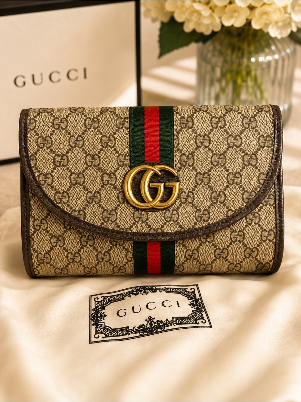 Source Unknown Beige GG Canvas Clutch with Green-Red Web and Gold Hardware
